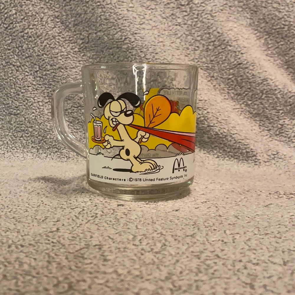 Vintage McDonald’s Garfield Glass Mug